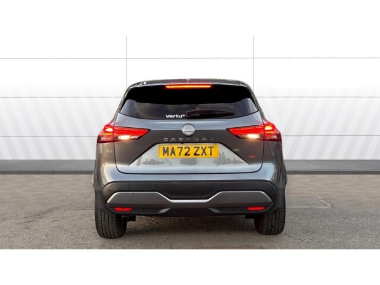 Nissan Qashqai 1.3 DiG-T MH N-Connecta 5dr Petrol Hatchback